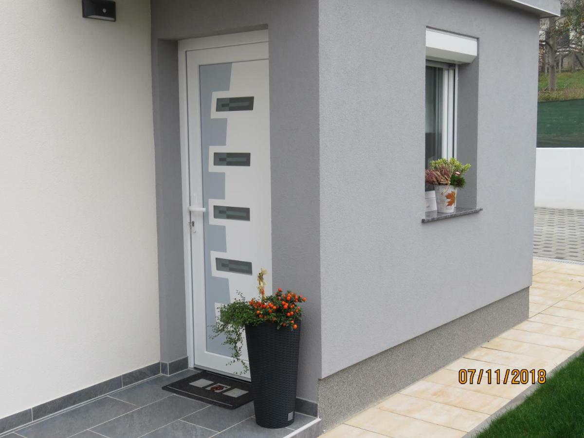 Aqua - Tuhelj - Land Apartment Tuheljske Toplice Exterior photo